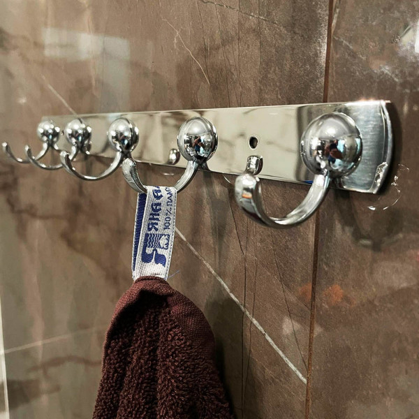 Метална стенна закачалка с пет куки, 40 см, хромирана