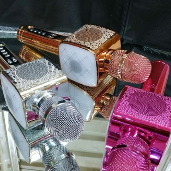 Безжичен Bluetooth караоке микрофон L20 - цветен