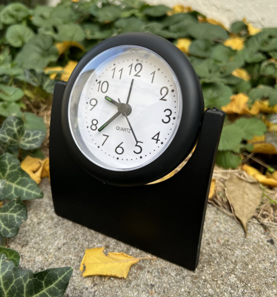 Настолен часовник с будилник ABSTRACT ART QUARTZ CLOCK, черен