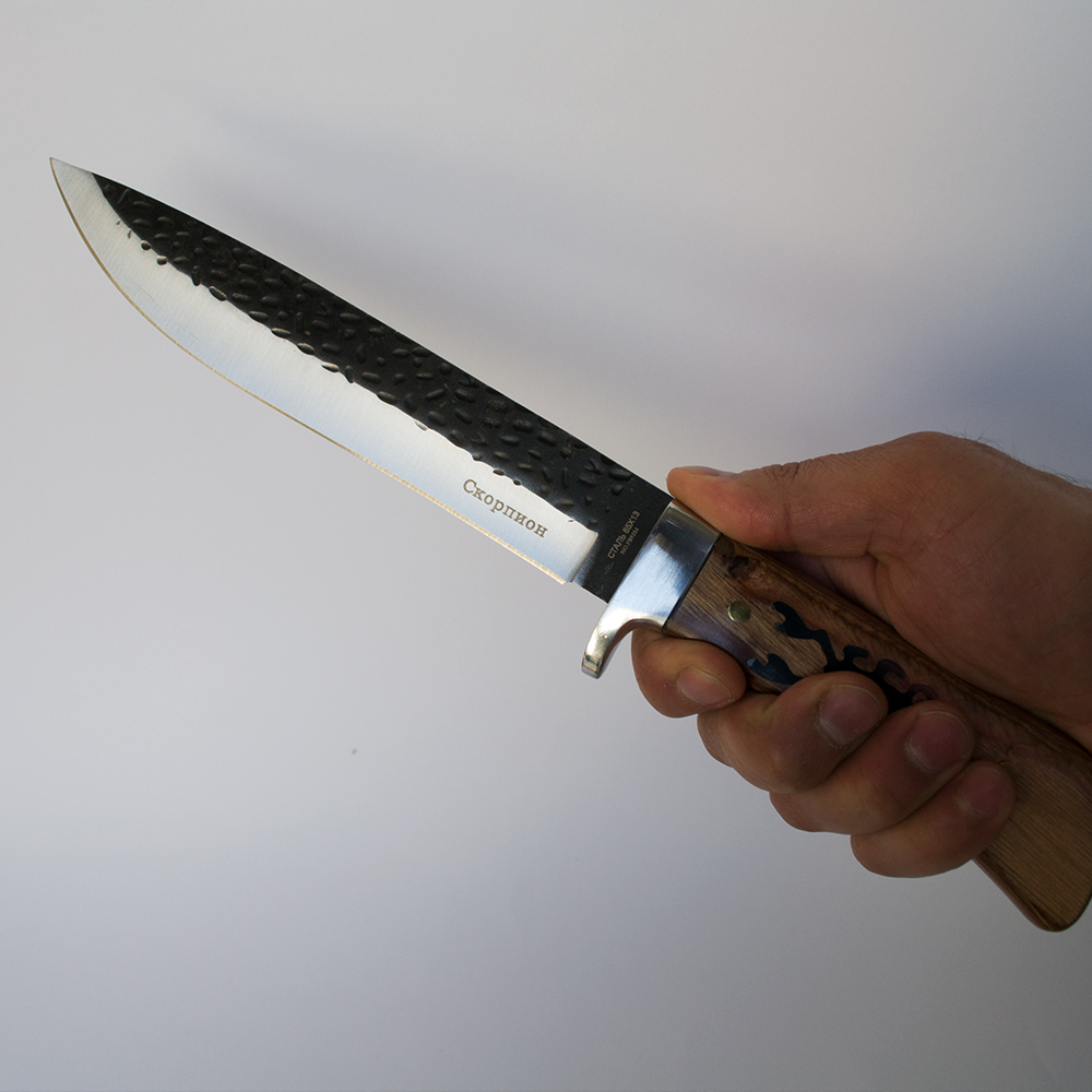 Огромен руски ловен нож СКОРПИОН FB925A, ковано оксидирано острие, стомана 65х13, кания