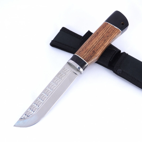 Нож с дървена дръжка и калъф