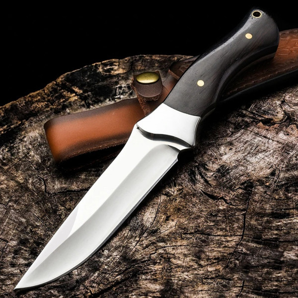 Дизайнерски немски ловен нож DER HUNT, стомана 7cr13mov, стомана 7cr13mov, Гравирана кания телешки бланк