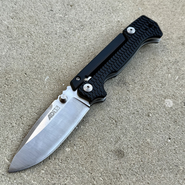 Масивен сгъваем нож COLD STEEL AD15, необичайна дръжка и заключващ механизъм, вж.видеото