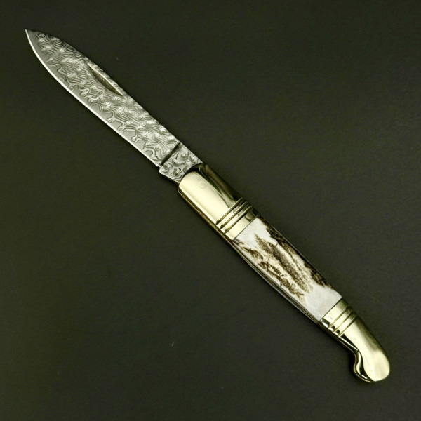 Сгъваем немски ловен нож Der HUNT МК-6, дамаска стомана VG10/69L, месинг и чирени еленов рог
