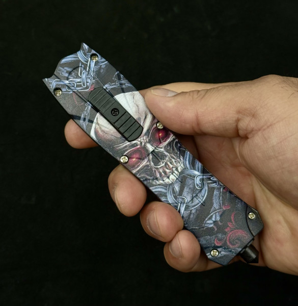Автоматичен  двуостър нож за самозащита BENCHMADE MAIDEN SKULL,  стомана D2