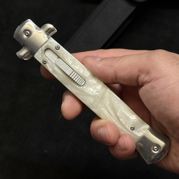 Тежък италиански автоматичен нож AKC Leverletto WHITE by Bill DeShivs Cosa Nostra модел за "мокри поръчки" ;) Стомана D2