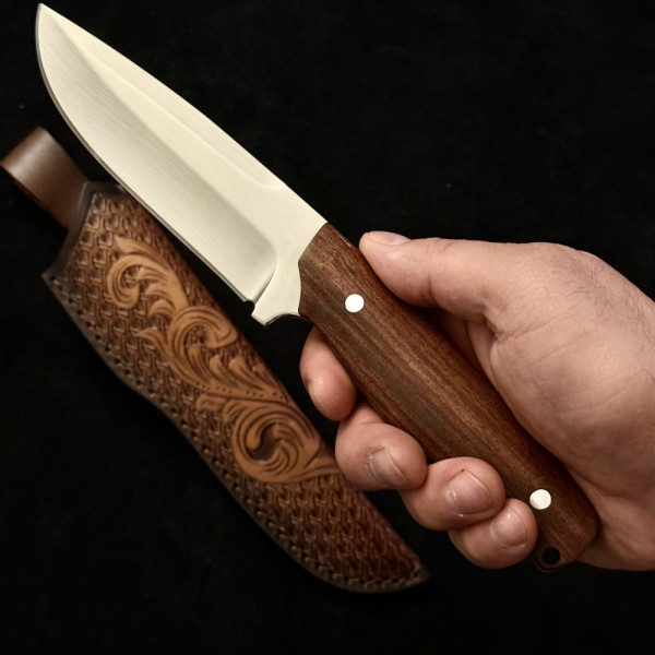 Тежък немски ловен нож Der HUNT 263, фултанг стомана 9Cr13Mov, дръжка череша, кожена кания