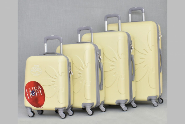 Комплект леки PVC авио спинъри - куфари PL 8081 YELLOW