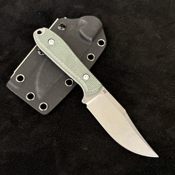 Компактен немски ловен нож Der HUNT 453 D2, фултанг, стомана D2, тактическа кания KYDEXс клипс