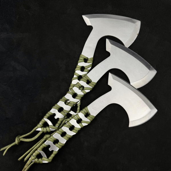 Комплект три томахока за хвърляне TRINITY AXE, стомана 3CR13Mov, паракорд по дръжките, общ кобур