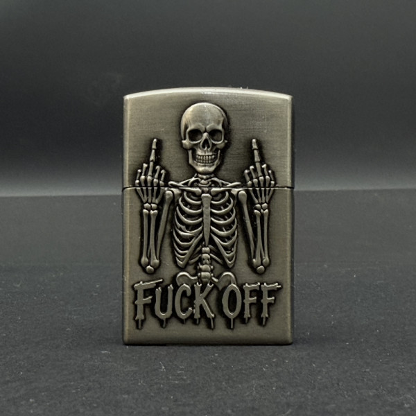 Класна метална запалка FUCK OFF SKULL,  класически дизайн, на газ с камъче и подаръчна кутия